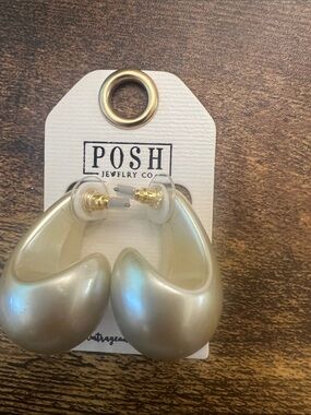 Posh Pearl-Effect Cream Hoop Earrings